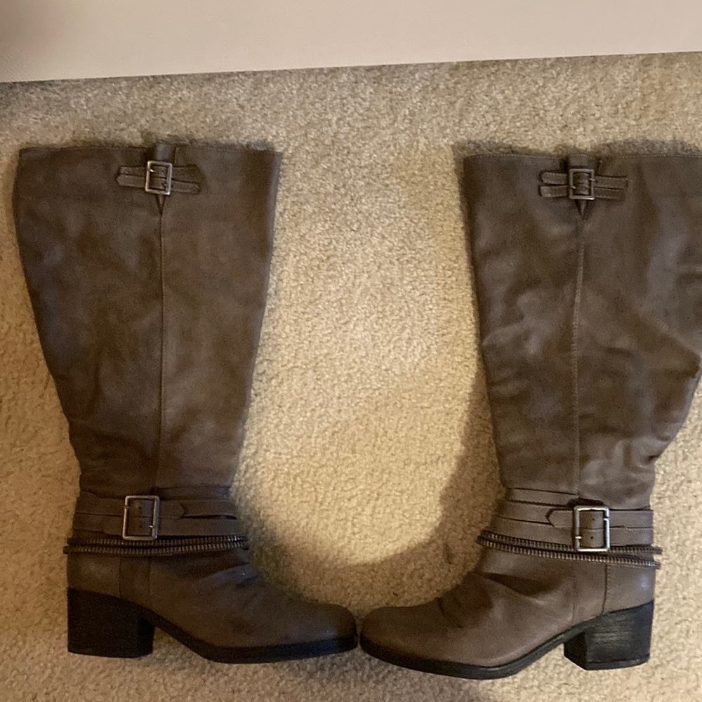 Carlos gray 8.5 wide calf riding boots